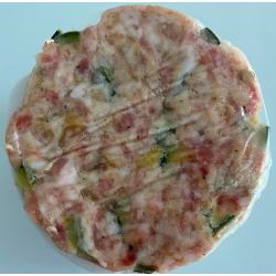 Hamburguesa de porc amb ceba caramelitzada i carbassó